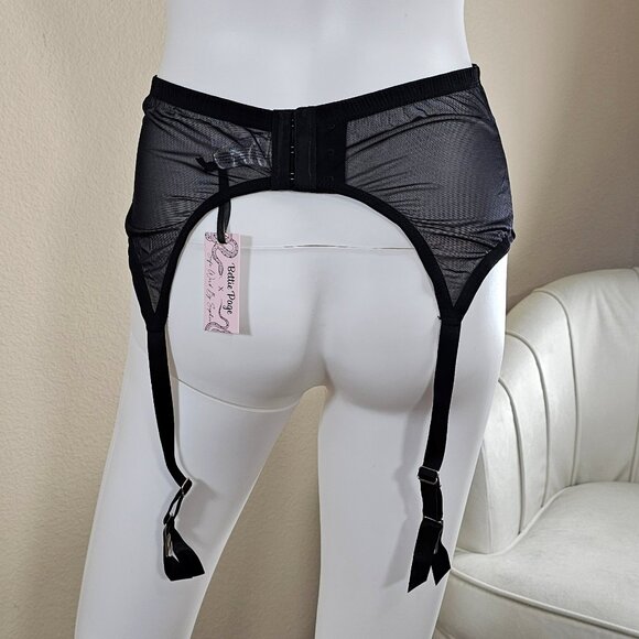 Bettie Page Lingerie Retro Tattoo Print Garter Belt, Black / Pink, US 10 - Picture 5 of 10